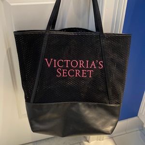 Large Victoria’s Secret tote